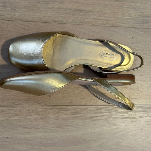Talbots Gold Flat Slingback Shoes Size 8.5 Leather ~ Metallic ~ Classy! - Picture 3 of 4
